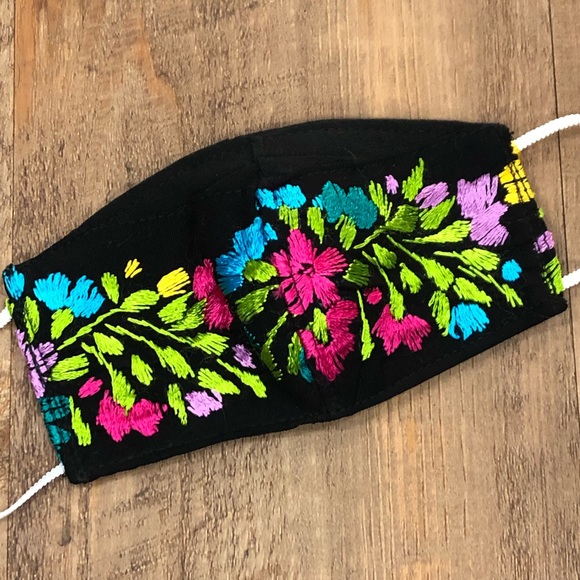 Small San Antonino Face Mask Mexican Embroidery - Picture 14 of 16